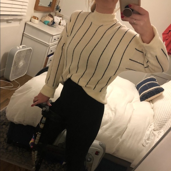 Turtle Neck Striped Sweater - Picture 4 of 4